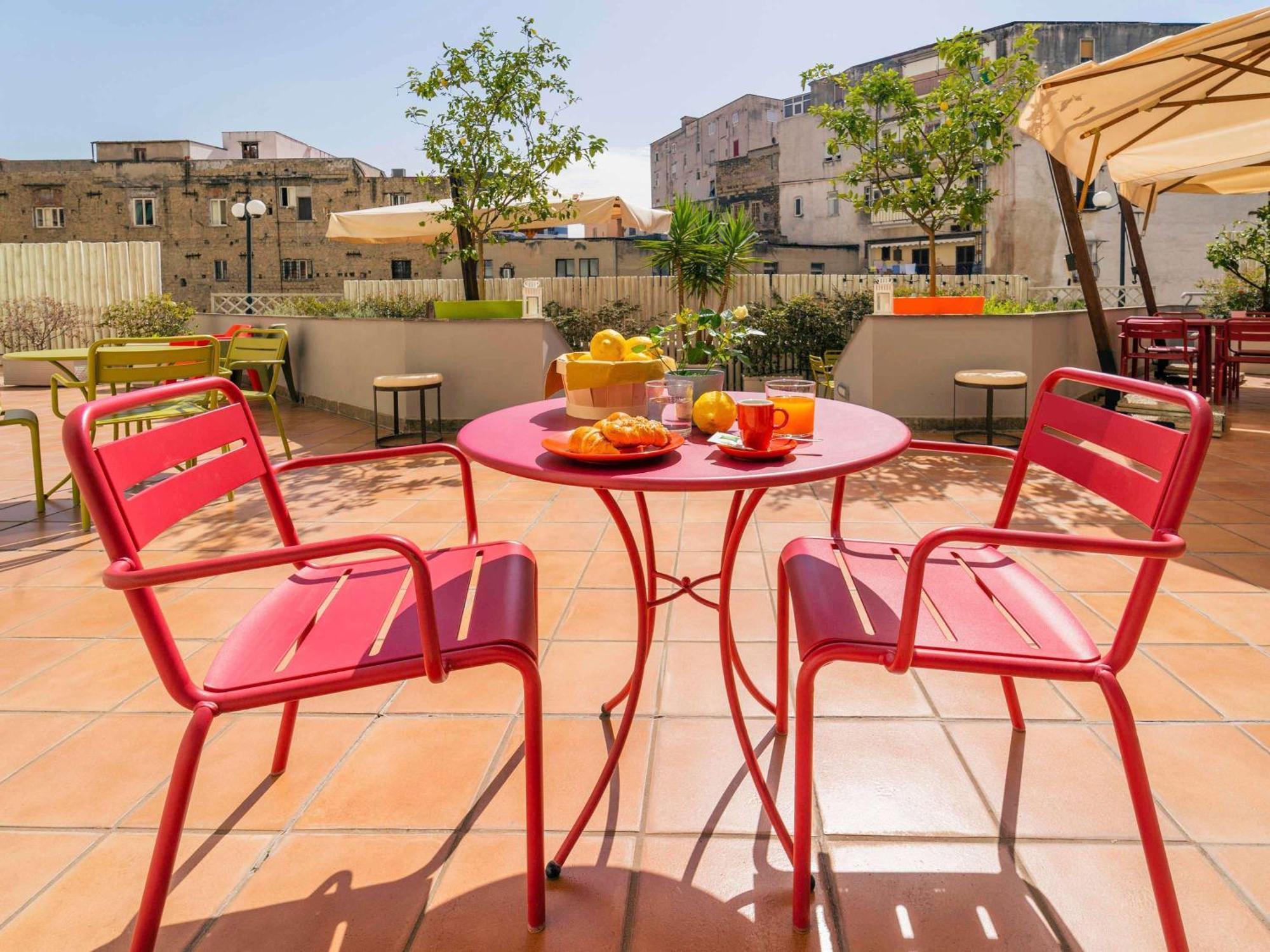 Ibis Styles Napoli Garibaldi Hotel Kültér fotó