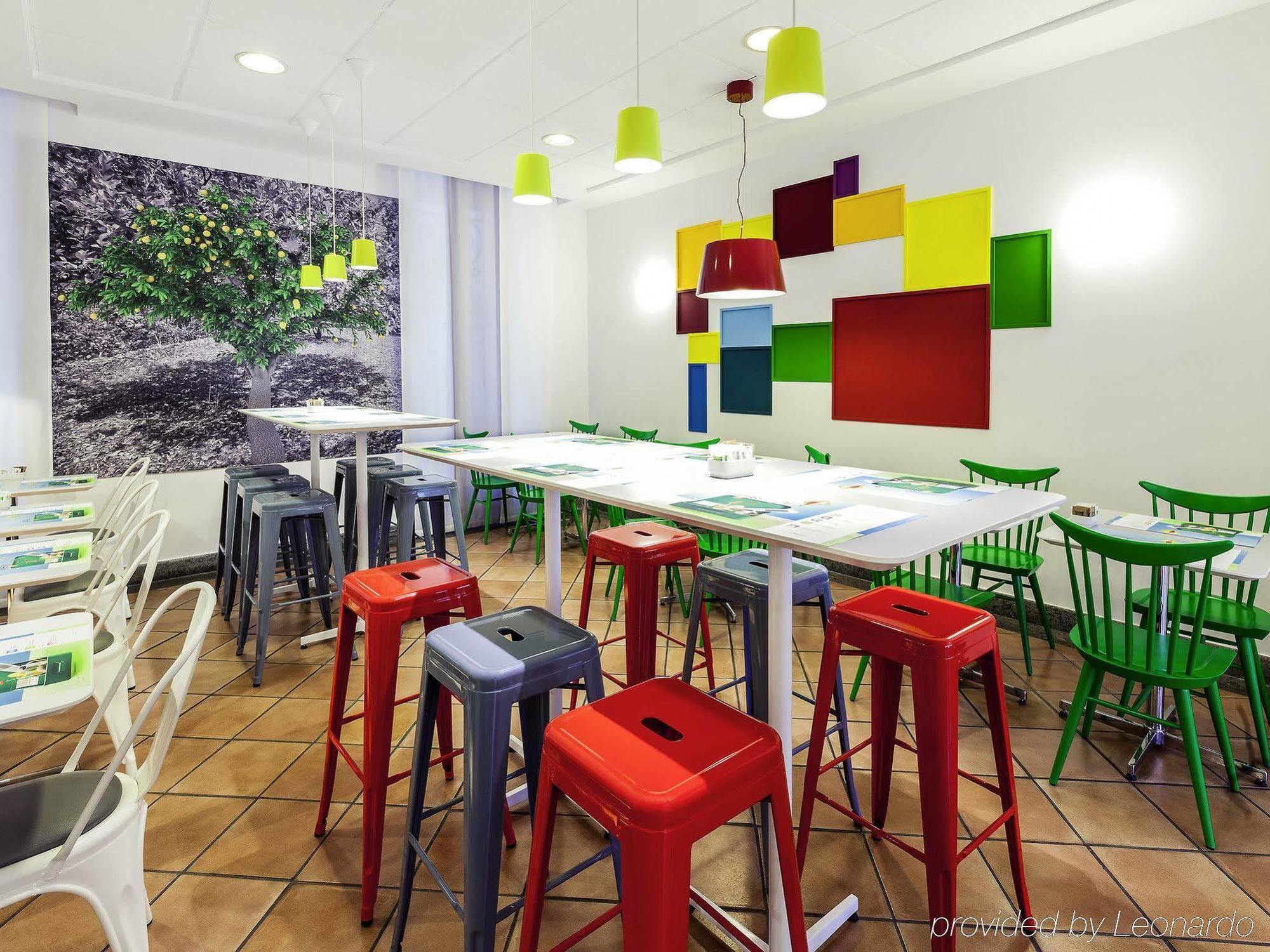 Ibis Styles Napoli Garibaldi Hotel Kültér fotó