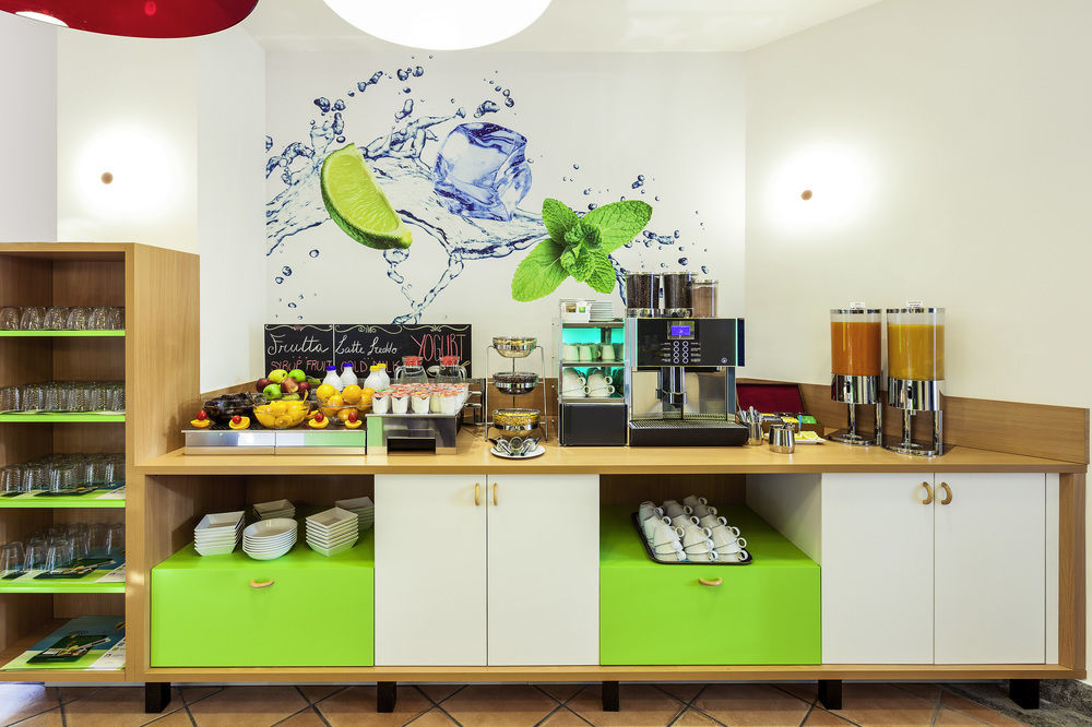 Ibis Styles Napoli Garibaldi Hotel Kültér fotó