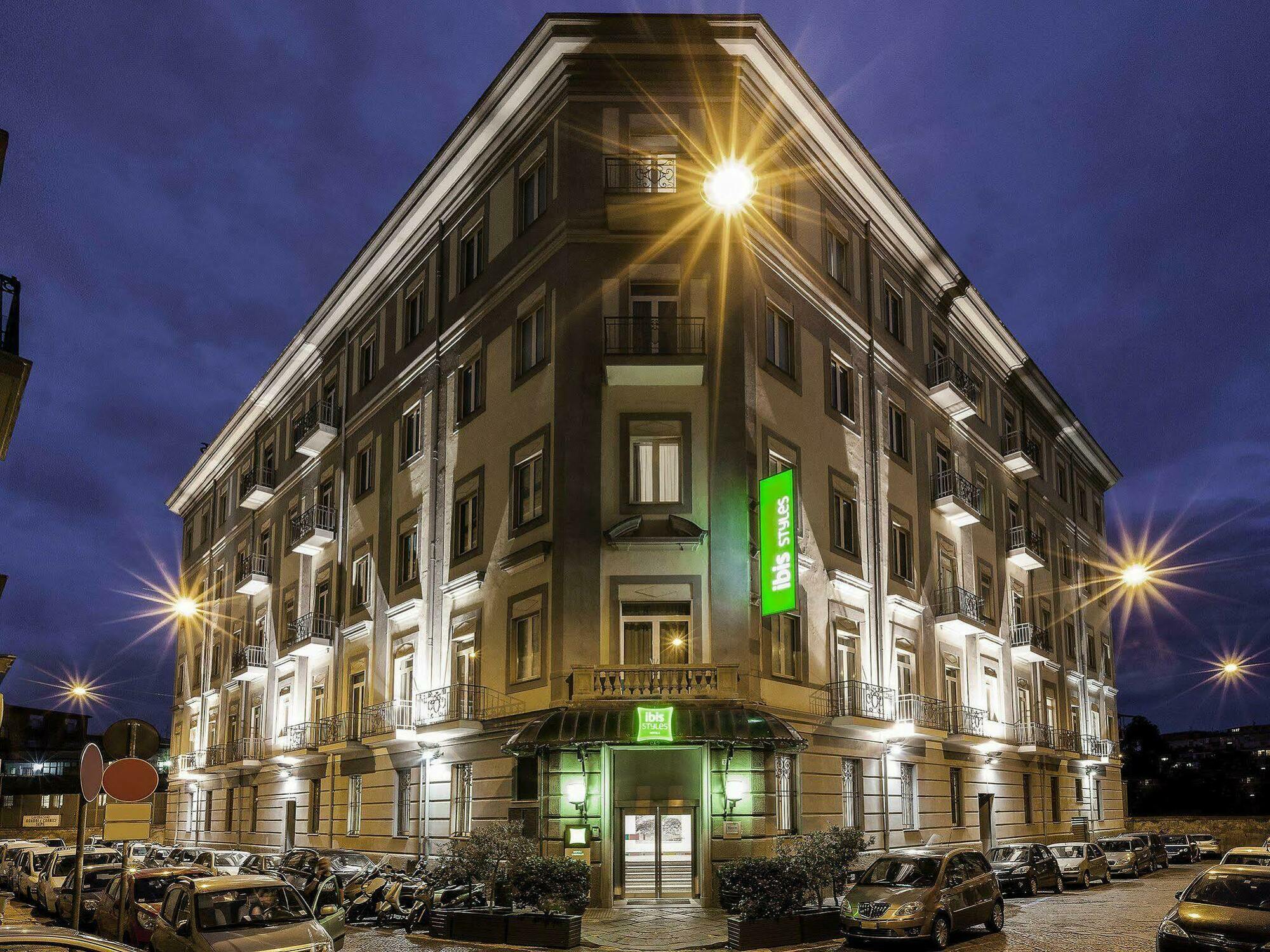 Ibis Styles Napoli Garibaldi Hotel Kültér fotó